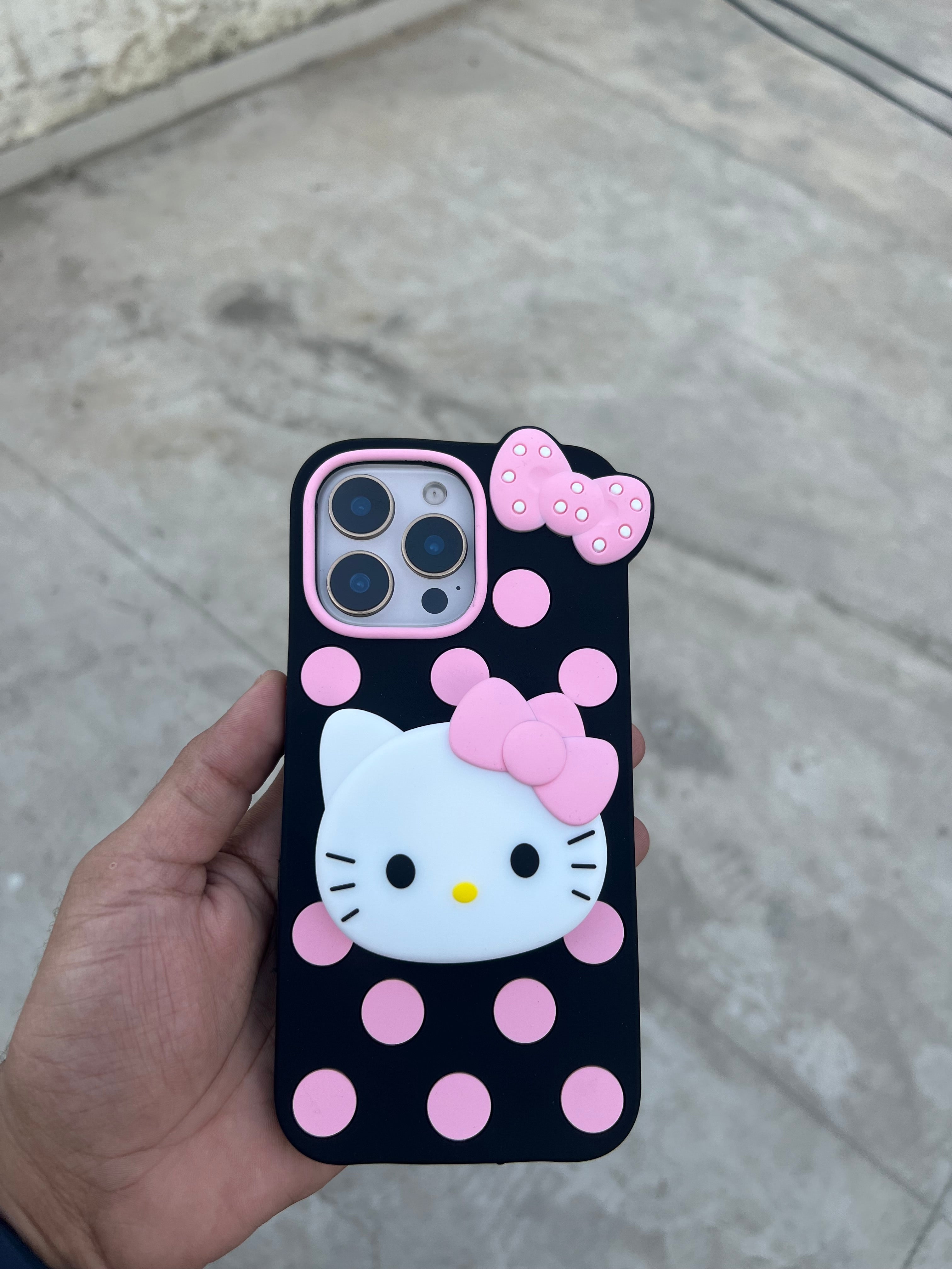 Kitty Case with pop socket