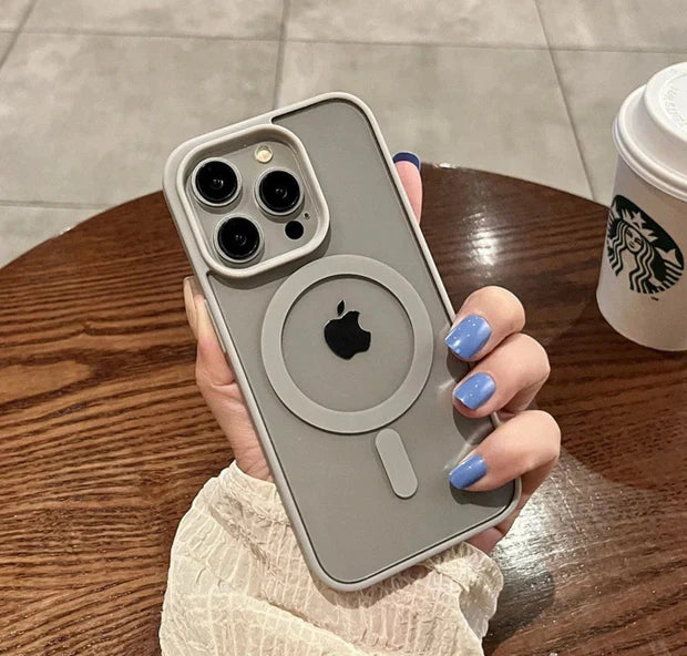 IPhone Natural Titanium MagSafe Clear Case