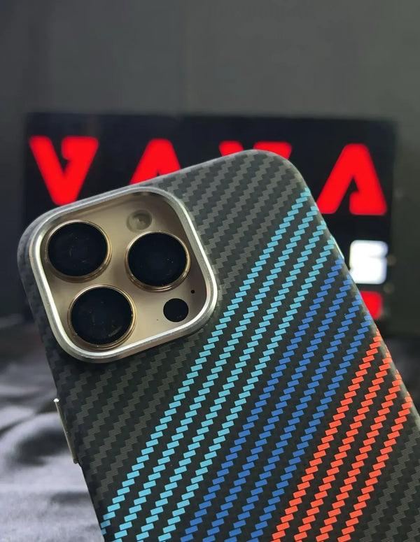 THE M-CARBON BLACK CASE