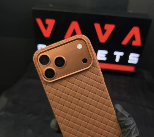 IPHONE LEATHER  WOVEN PHONE CASE