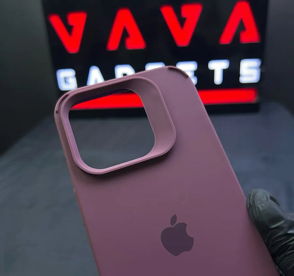 Apple Plum Border Silicone Case